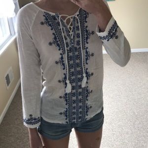 Lucky Brand long sleeve lace up embroidered shirt